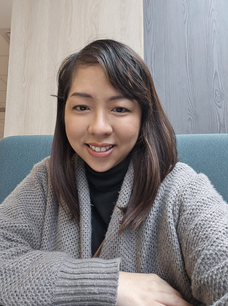 digital marketing student sitting doing a selfie